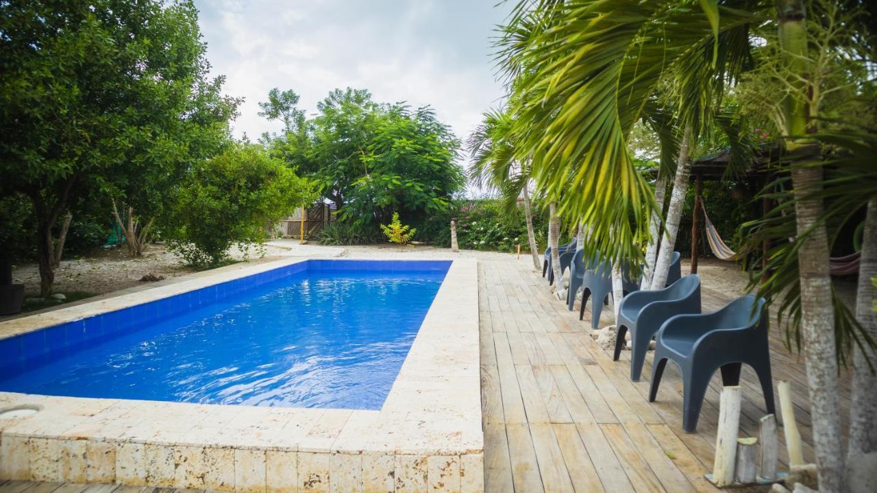 Amalife Beach Club & Hotel Tierra Bomba Exterior foto