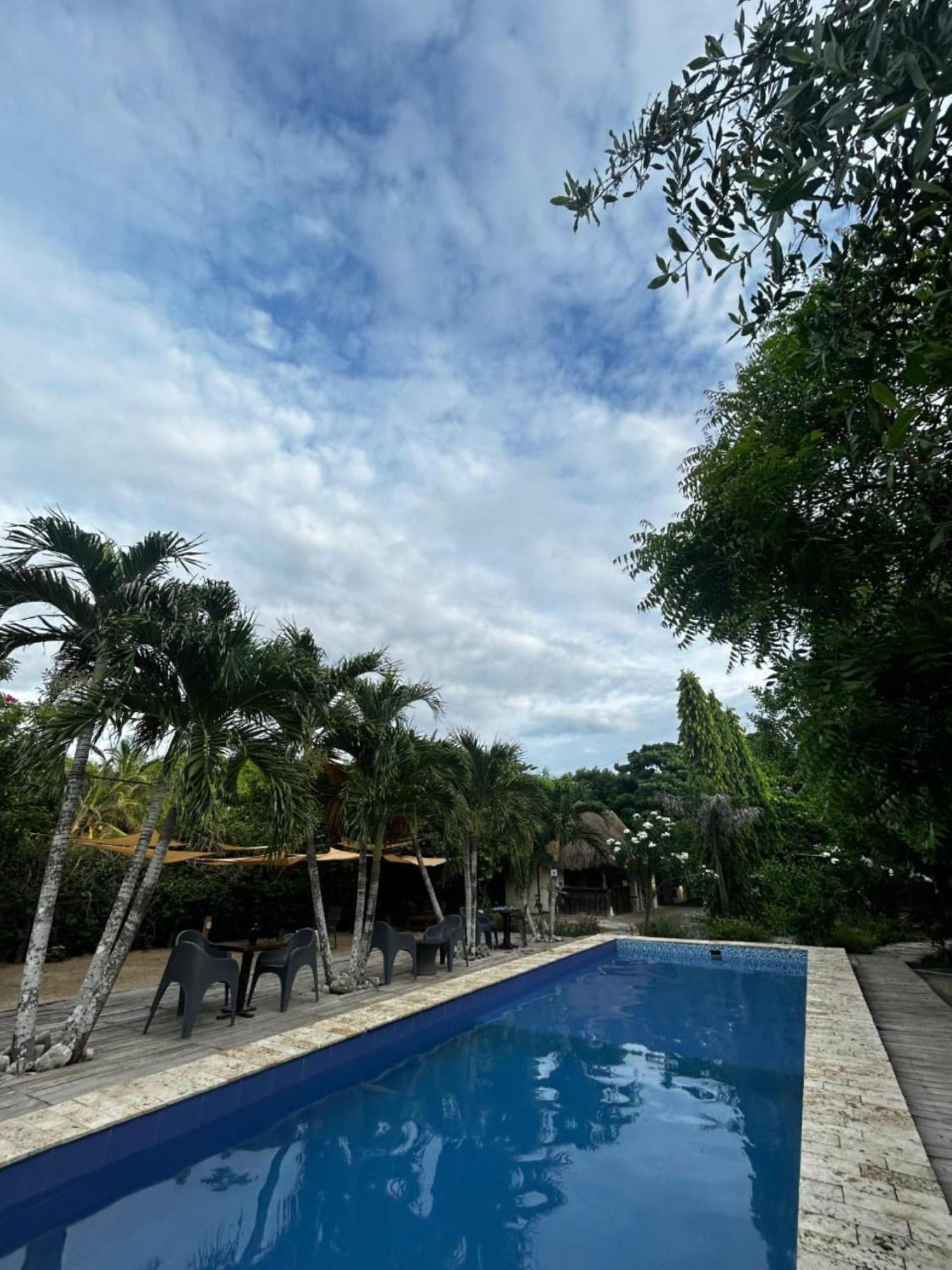 Amalife Beach Club & Hotel Tierra Bomba Exterior foto